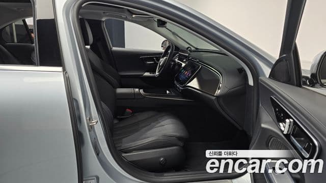 Mercedes-Benz E-класс W214 Avantgarde, 2024 11