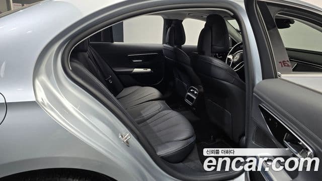 Mercedes-Benz E-класс W214 Avantgarde, 2024 12