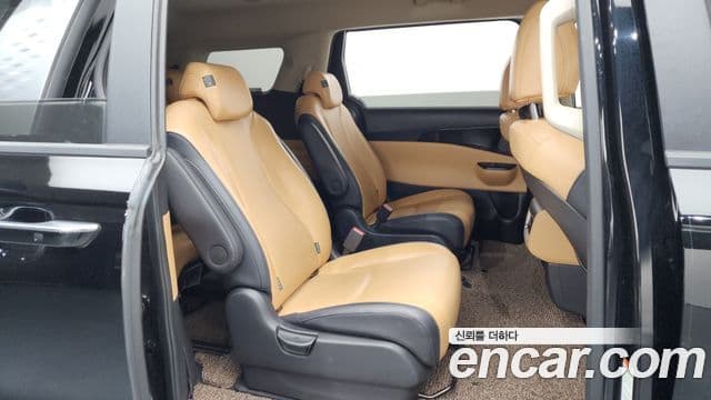 Kia Carnival 4세대 Prestige, 2023 12