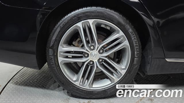 Hyundai Grandeur IG Exclusive, 2018 все фото