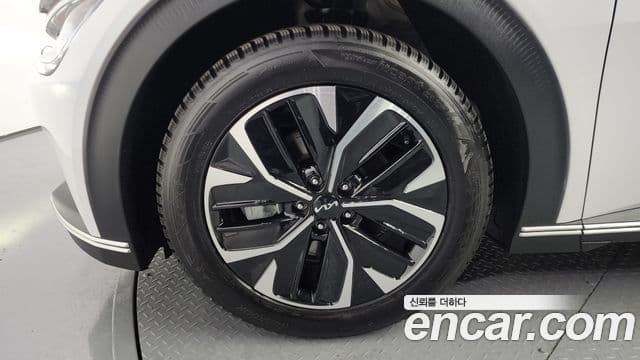 Kia EV6 Air, 2023 все фото