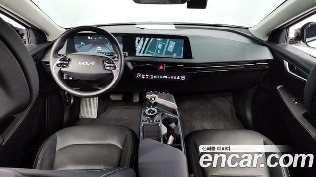 Kia EV6 Air, 2023 7