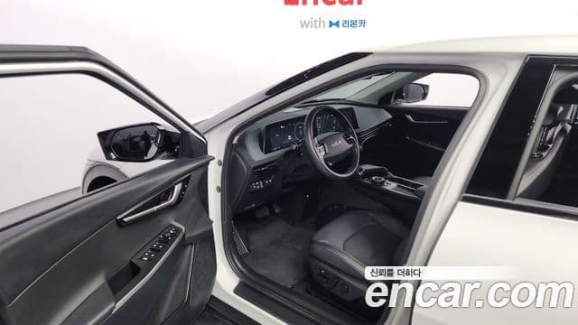Kia EV6 Air, 2023 11