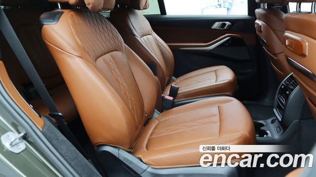 BMW X7 (G07) xDrive 40i M Sport 6인승, 2024 10