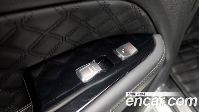 KG모빌리티(SsangYong) All New Rexton Prestige, 2021 17