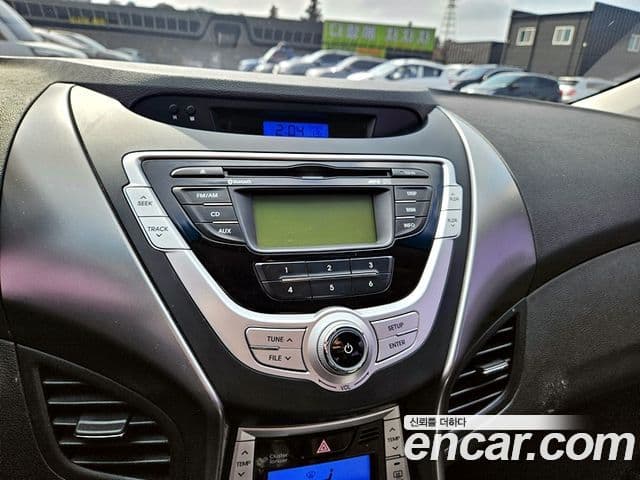 Hyundai Avante MD Premier, 2011 8