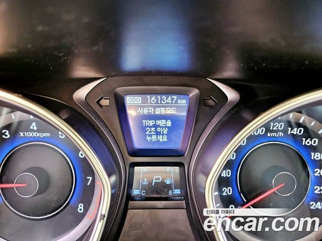 Hyundai Avante MD Premier, 2011 11