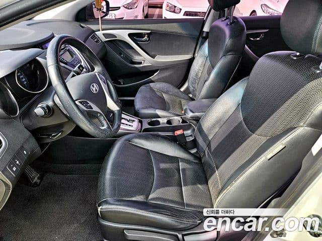 Hyundai Avante MD Premier, 2011 14