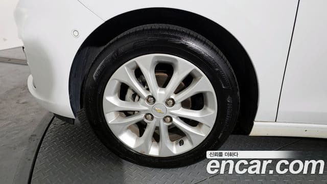Chevrolet(GM대우) The / новый New Spark Premier, 2019 все фото