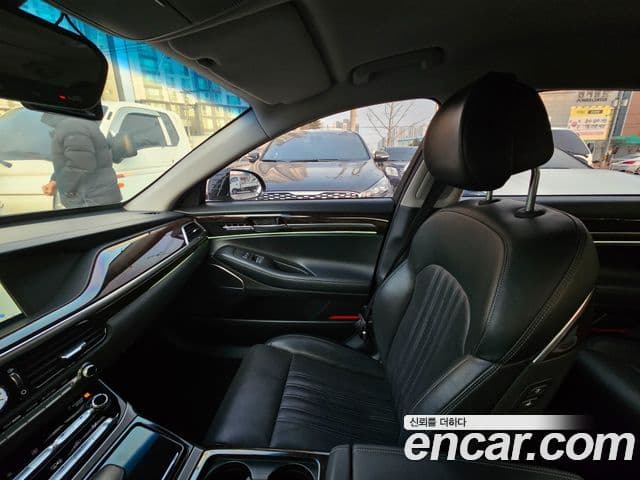 Genesis EQ900 Luxury, 2017 10