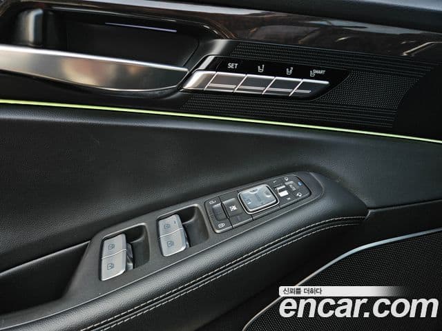 Genesis EQ900 Luxury, 2017 18