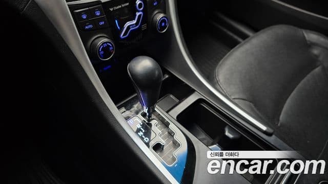 Hyundai YF Sonata LPI top, 2010 9