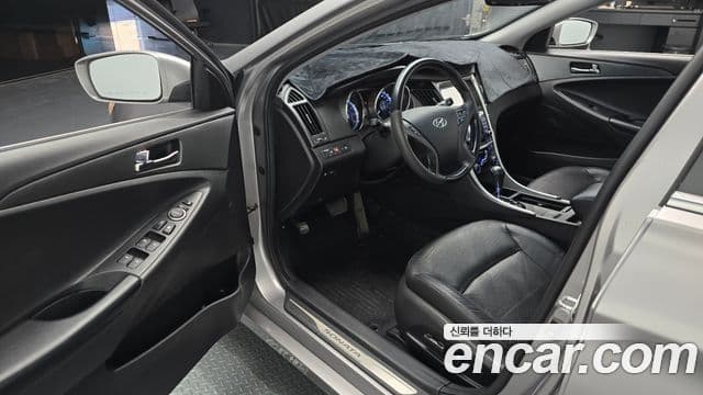 Hyundai YF Sonata LPI top, 2010 11