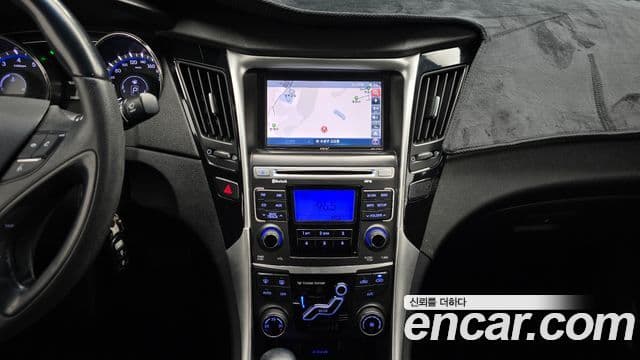 Hyundai YF Sonata LPI top, 2010 15