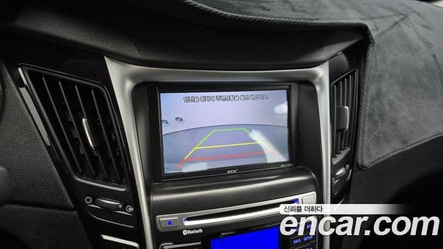 Hyundai YF Sonata LPI top, 2010 16