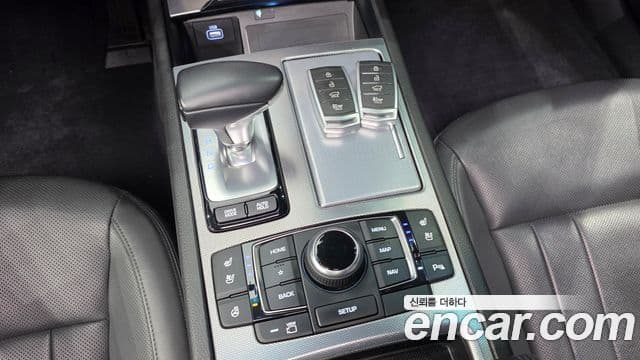 Genesis G80 Premium Luxury, 2019 17