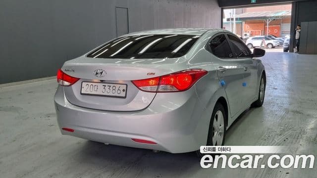 Hyundai Avante MD Modern, 2013 2