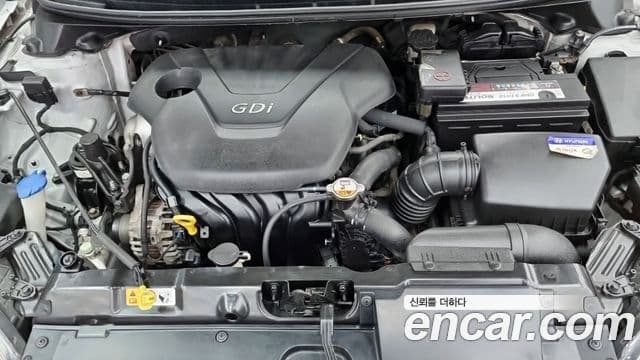 Hyundai Avante MD Modern, 2013 6