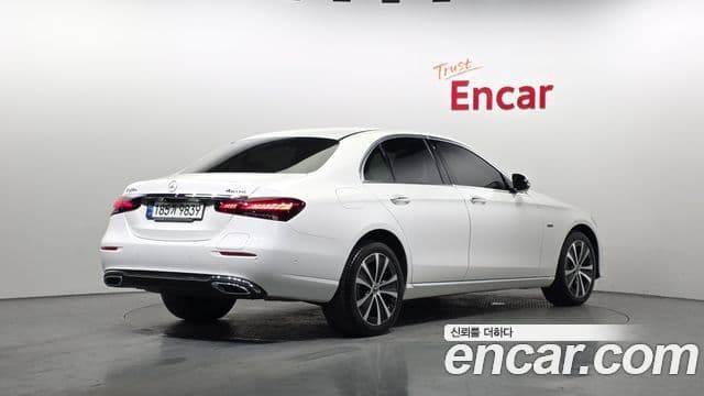 Mercedes-Benz E-класс W213 Exclusive, 2021 2