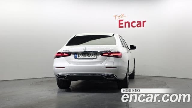 Mercedes-Benz E-класс W213 Exclusive, 2021 4