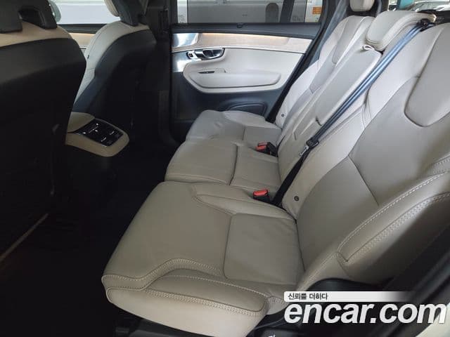 Volvo XC90 2세대 B6 Ultra Bright, 2026 11