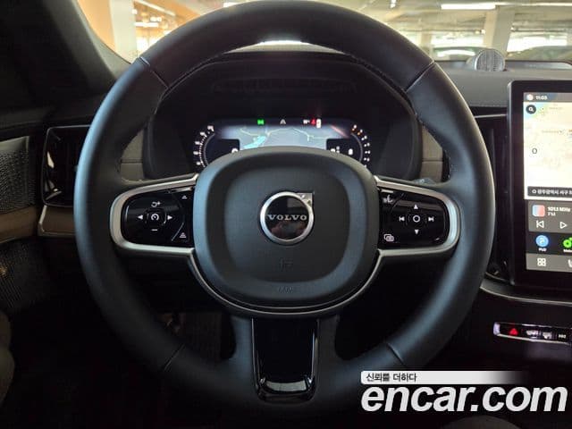 Volvo XC90 2세대 B6 Ultra Bright, 2026 13