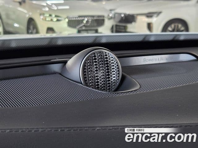 Volvo XC90 2세대 B6 Ultra Bright, 2026 18