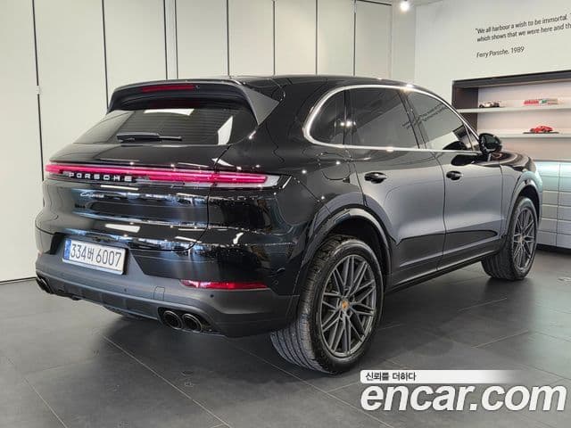 Porsche Cayenne (PO536), 2024 2