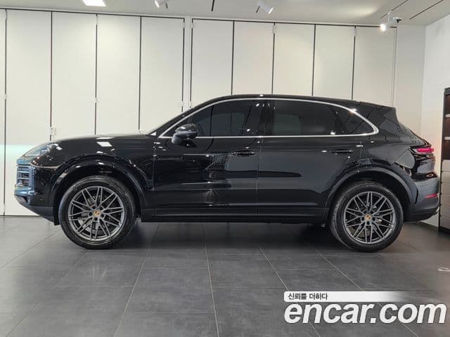 Porsche Cayenne (PO536), 2024 6