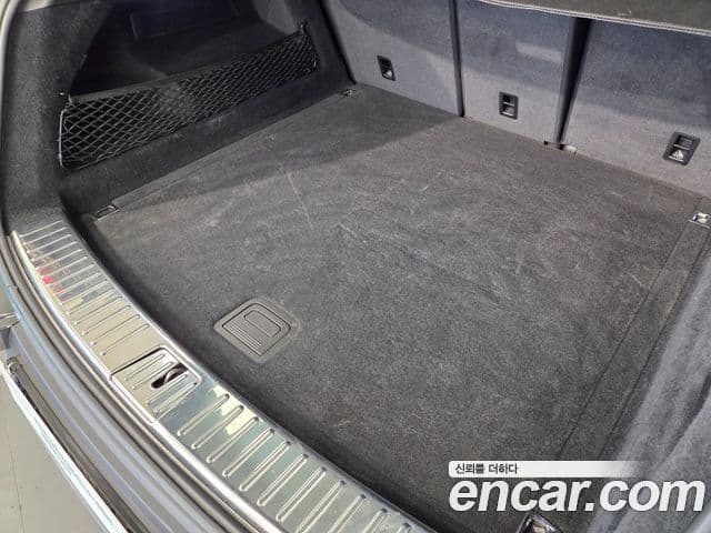 Porsche Cayenne (PO536), 2024 12