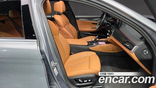 BMW 5시리즈 (G30) 520i M Sport, 2023 10