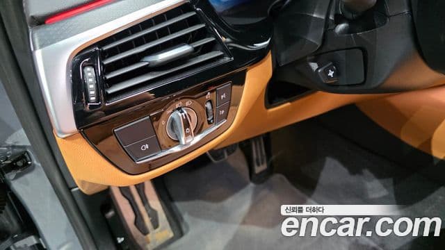 BMW 5시리즈 (G30) 520i M Sport, 2023 19