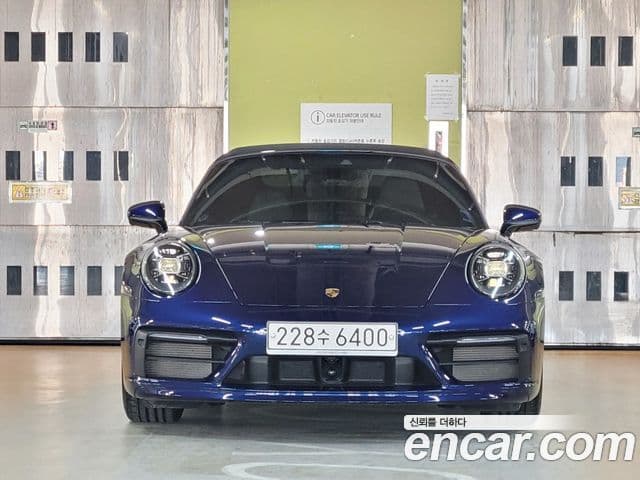 Porsche 911 (992) Carrera 4S кабриолет, 2020 3