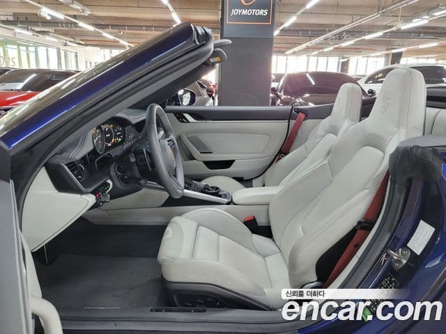 Porsche 911 (992) Carrera 4S кабриолет, 2020 10