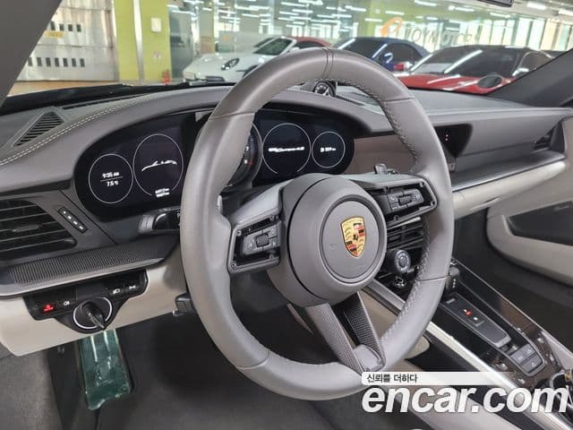 Porsche 911 (992) Carrera 4S кабриолет, 2020 13