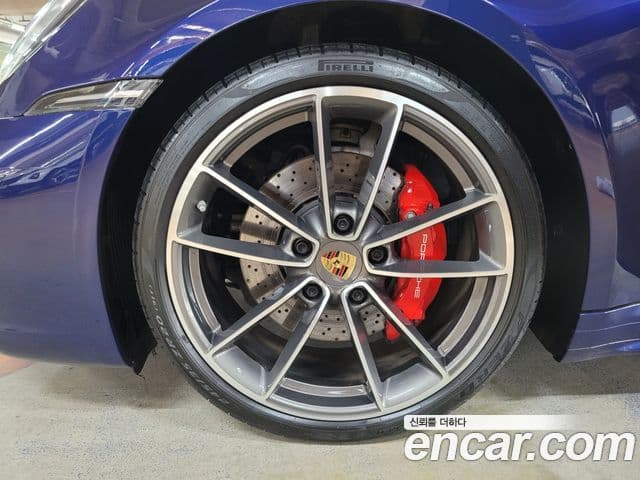 Porsche 911 (992) Carrera 4S кабриолет, 2020 20