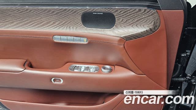 Genesis G90 (RS4) бензин 3.5 турбо AWD, 2024 14