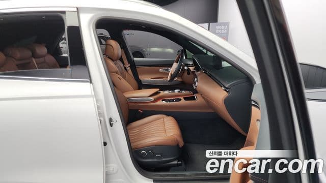 Genesis GV70, 2021 10