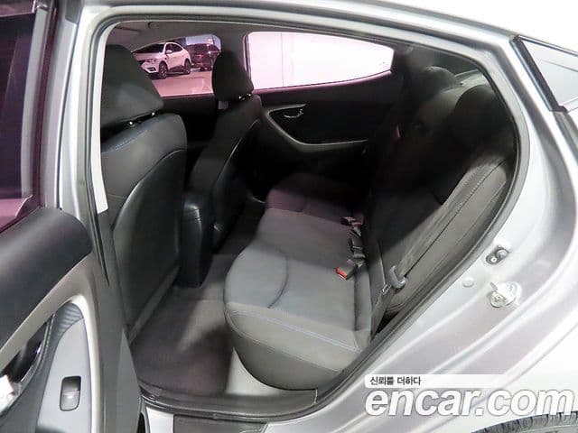 Hyundai Avante MD Premier, 2012 13