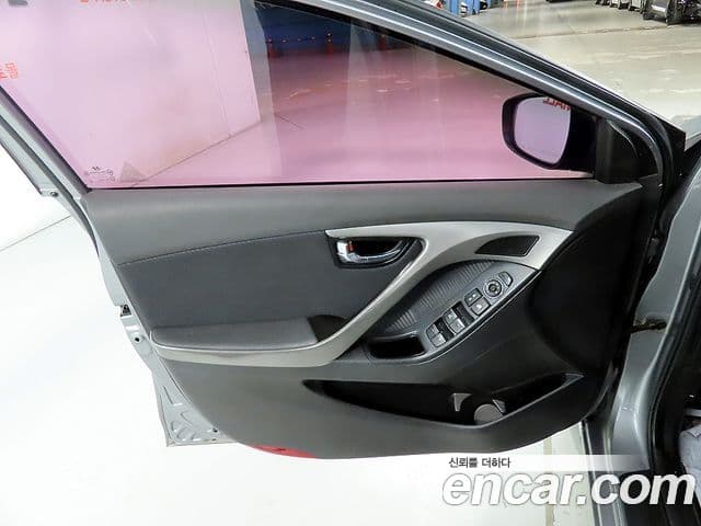 Hyundai Avante MD Premier, 2012 14