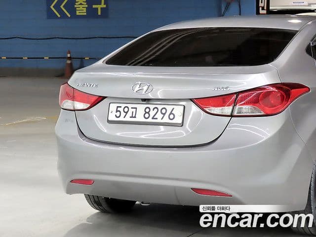 Hyundai Avante MD Premier, 2012 19
