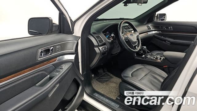 Ford Explorer 5세대, 2019 11