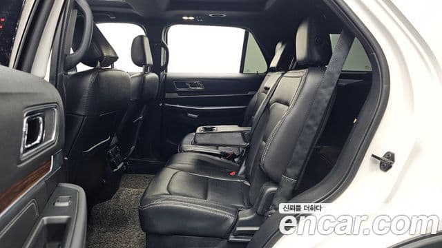 Ford Explorer 5세대, 2019 12