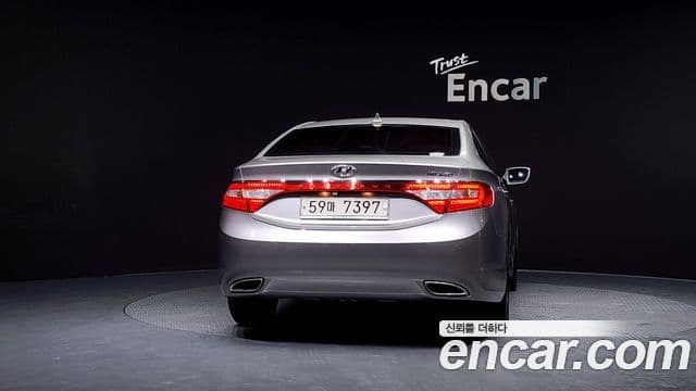 Hyundai Grandeur HG Luxury, 2011 4