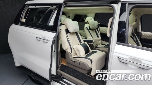 Kia Carnival 4세대 бензин 9인승 High Limousine(компания по спецнадстройкам), 2022 12