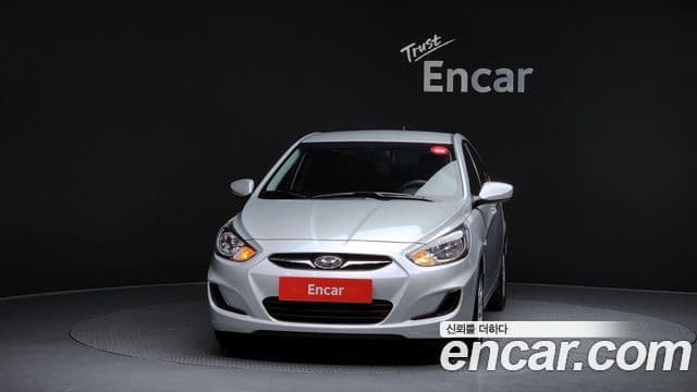 Hyundai Accent(новый кузов / новое поколение) Luxury, 2012 3