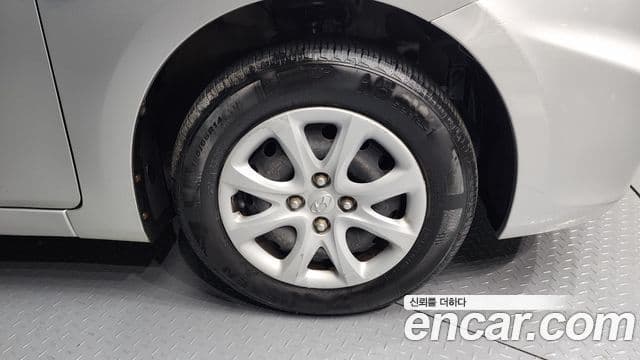 Hyundai Accent(новый кузов / новое поколение) Luxury, 2012 все фото