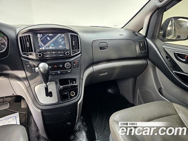 Hyundai Grand Starex Smart, 2018 10