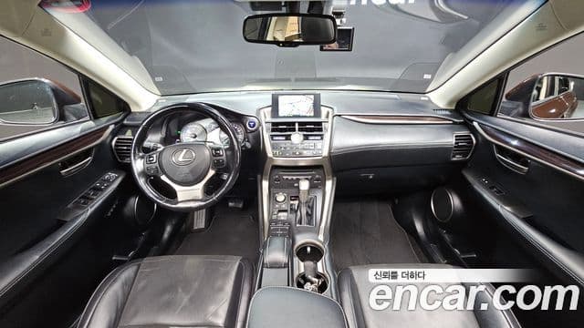 Lexus NX300h Executive, 2016 7