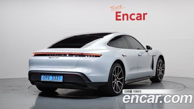 Porsche 타이칸 4S, 2025 2